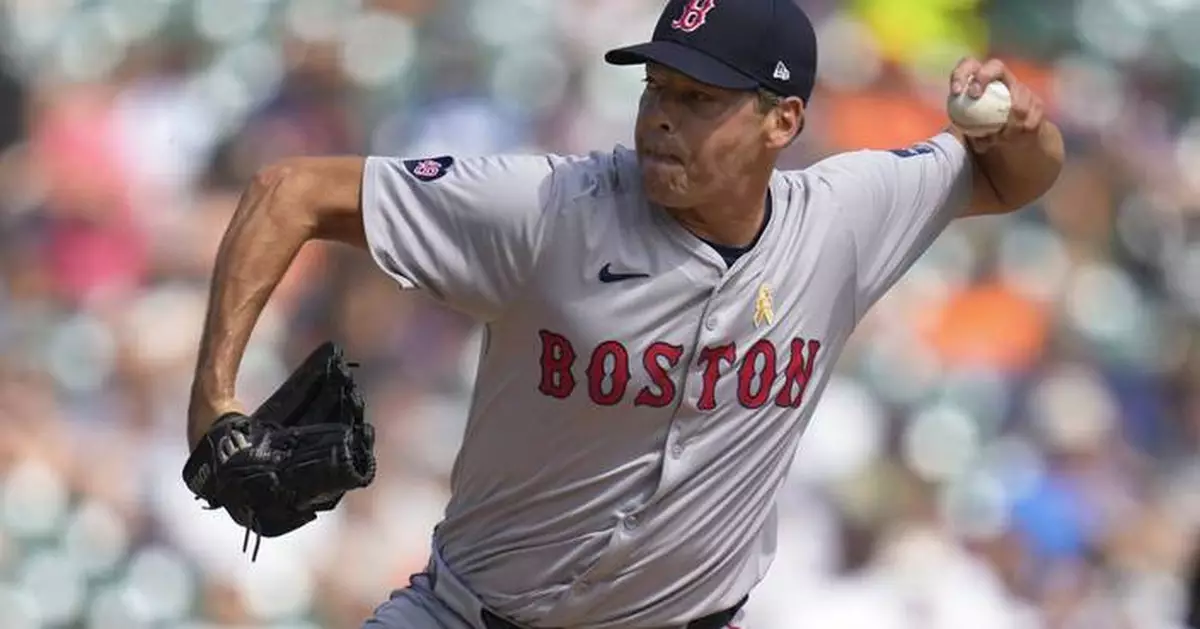 The Royals signed veteran Rich Hill to a minor league deal. They would be his 14th team if called up