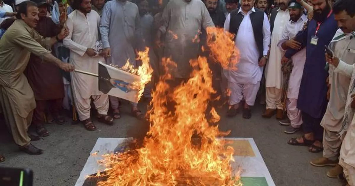 Iran's top diplomat in Pakistan to mediate in the escalation with India over the Kashmir attack