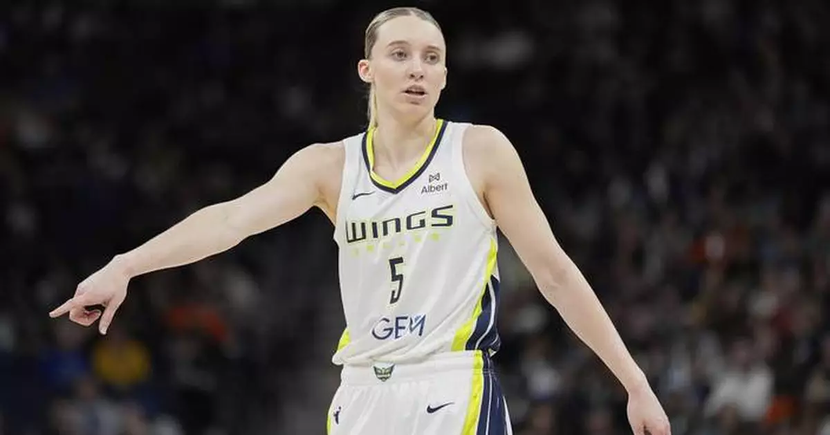 Paige Bueckers gets first win as a pro in return to Connecticut as she scores 21 points