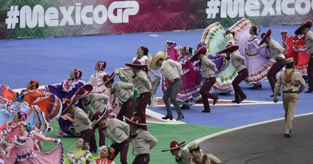 Mexico City GP signs extension to stay on F1 calendar to 2028 and mayor hints at longer deal