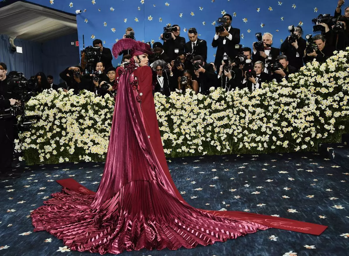 Teyana Taylor attends The Metropolitan Museum of Art's Costume Institute benefit gala celebrating the opening of the "Superfine: Tailoring Black Style" exhibition on Monday, May 5, 2025, in New York. (Photo by Evan Agostini/Invision/AP)