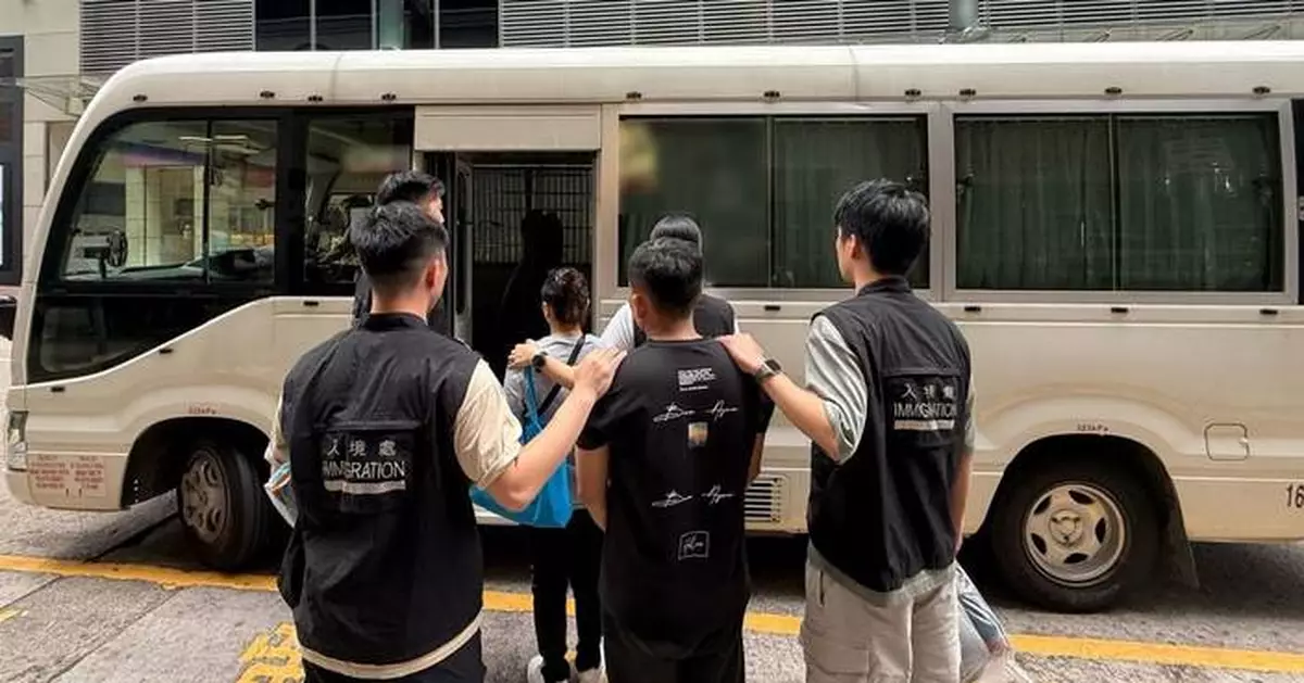 Immigration Department Arrests 14 Illegal Workers in Territory-Wide Operations Against Employment Violations