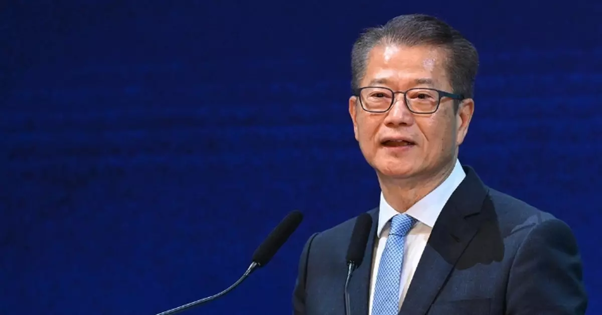 Financial Secretary Highlights Data's Role in Shaping Hong Kong's AI-Driven Digital Economy at IDIA Global Summit