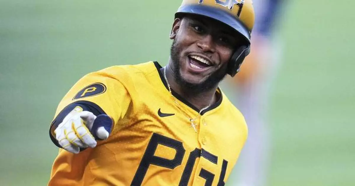 Pirates make Don Kelly a winner in his debut as manager in a 3-2 victory over the Braves