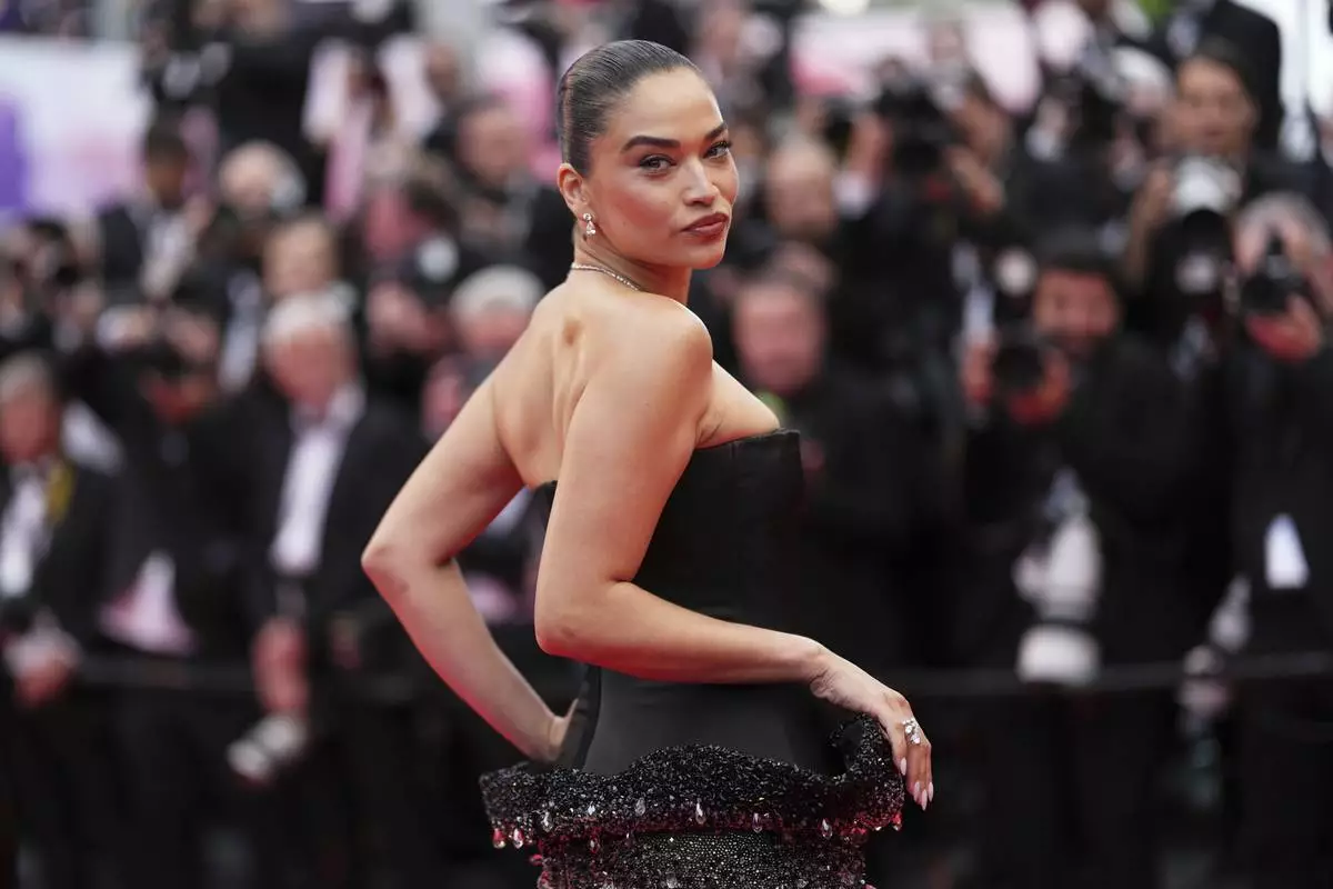 Shanina Shaik poses for photographers during the opening ceremony red carpet of the 78th international film festival, Cannes, southern France, Tuesday, May 13, 2025. (Photo by Scott A Garfitt/Invision/AP)