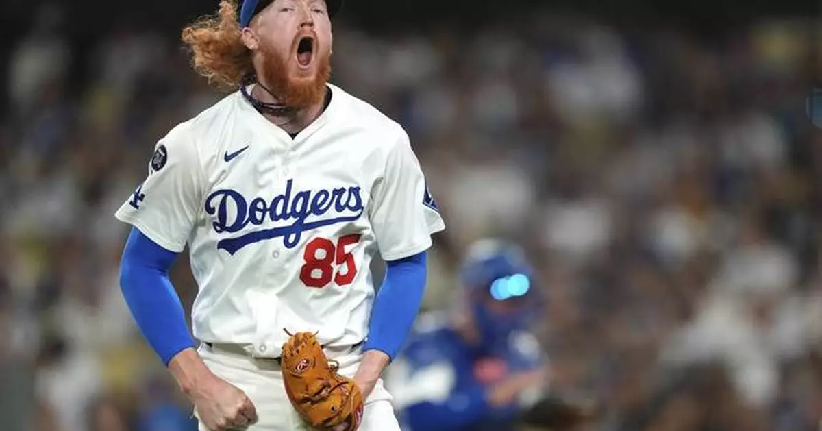 Teoscar Hernández's 3-run homer off Corbin Burnes lifts Dodgers over D-backs 3-1