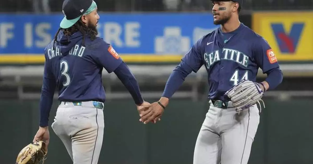 Mariners use sharp pitching and timely hitting to deliver strong road start