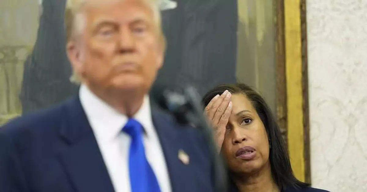 Trump, Congress and city council: Managing relationships, DC's mayor walks a tightrope