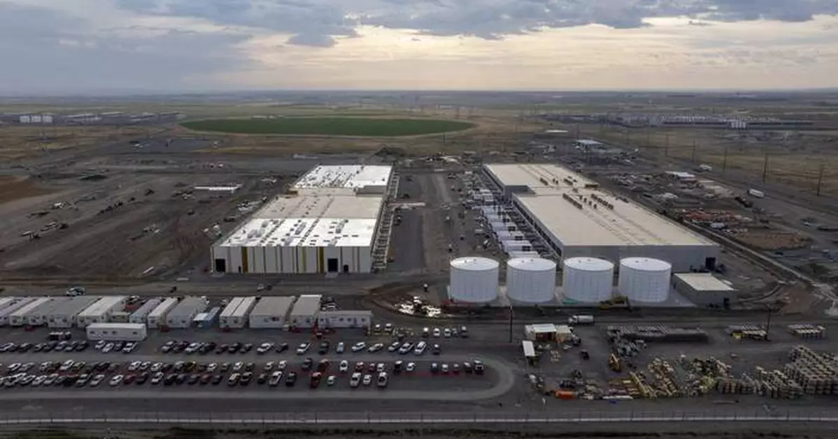 States are rolling out red carpets for data centers. But some lawmakers are pushing back