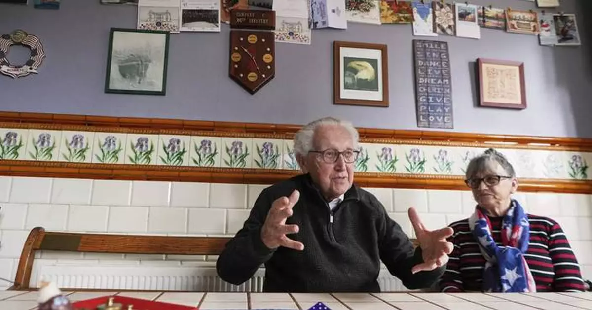 PHOTO GALLERY:Europe-US-V-E-Day