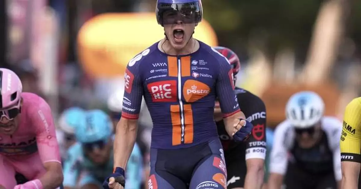 Van Uden sprints to biggest win of his career on Giro's 4th stage, Pedersen keeps overall lead