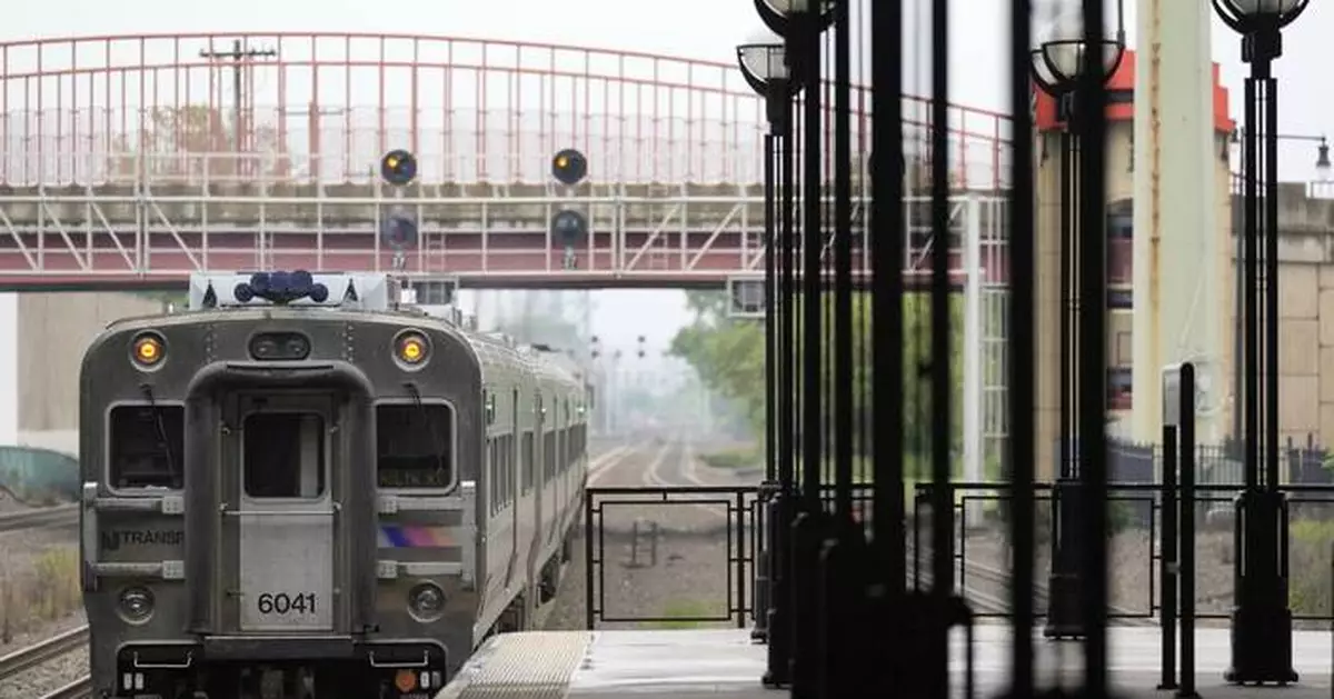 PHOTO COLLECTION: New Jersey Transit