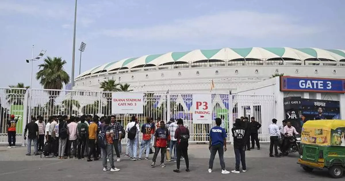 Foreign cricketers head home as India-Pakistan tension disrupts world's biggest T20 league