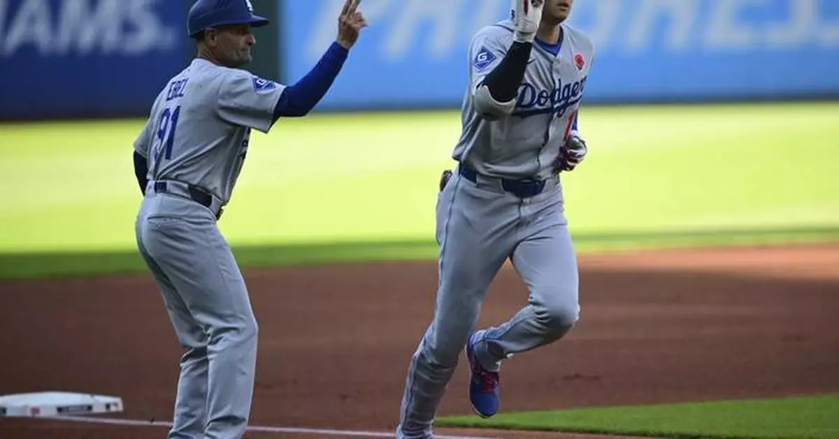 Shohei Ohtani's leadoff homer powers Dodgers to 7-2 win over Guardians