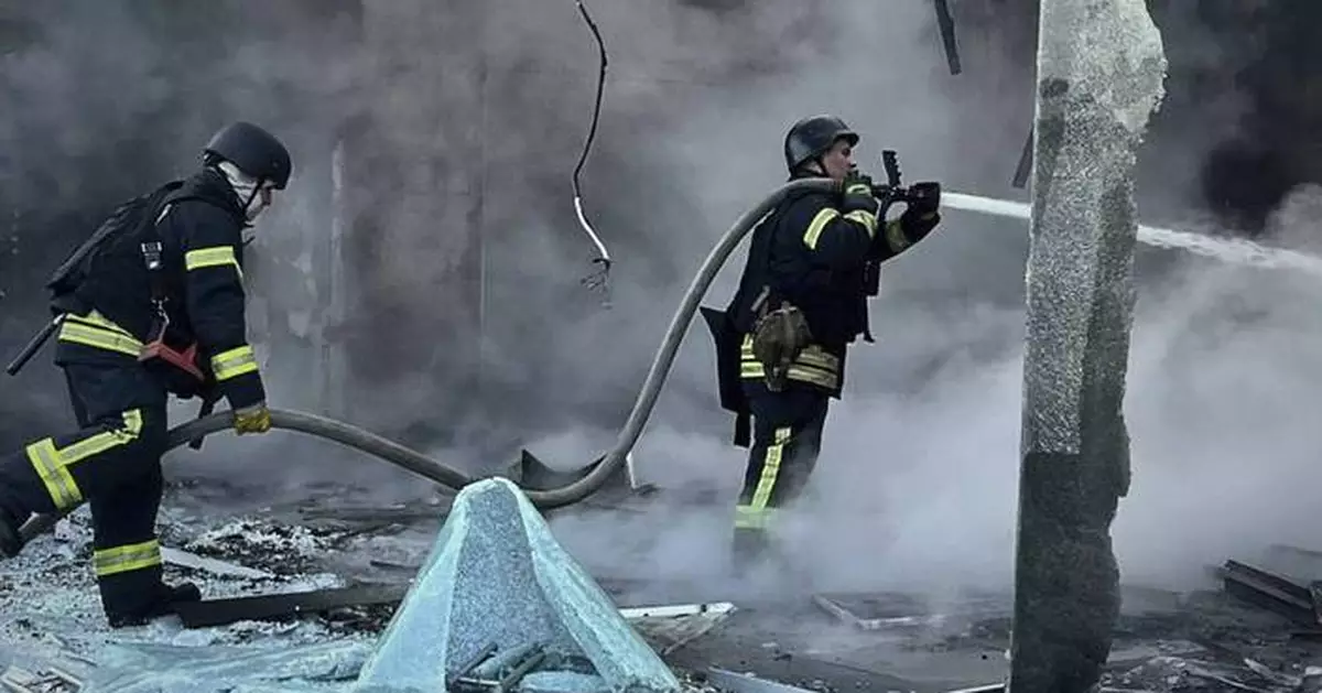 Ukraine's leader meets with US and European officials ahead of high-stakes Trump-Putin call