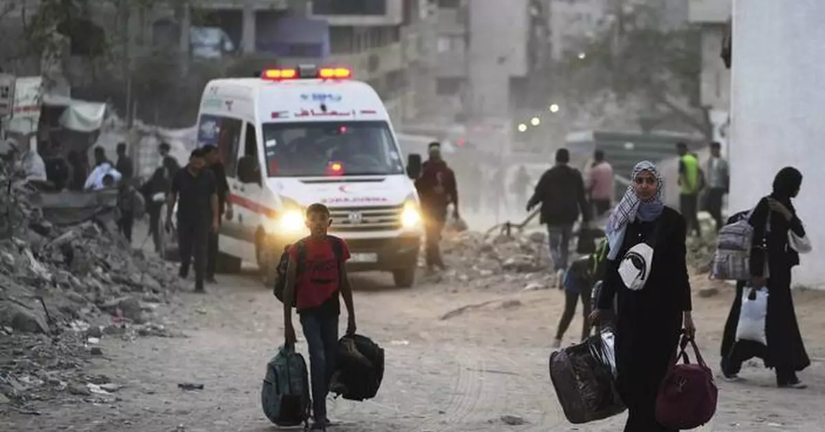 54 people killed in overnight airstrikes on southern Gaza city, hospital says
