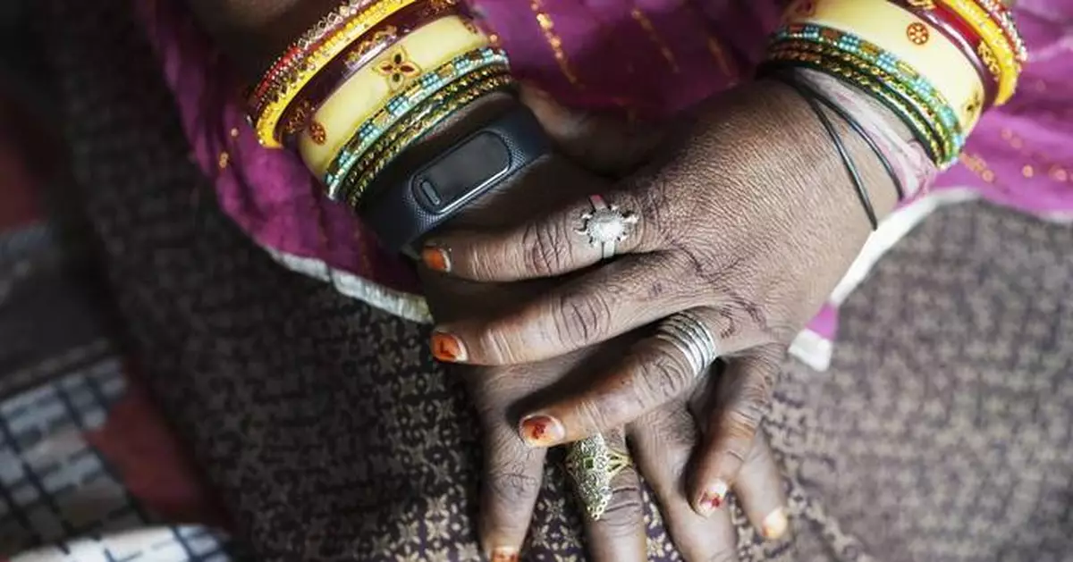 In this Indian city, smartwatches are part of the solution to dealing with searing heat