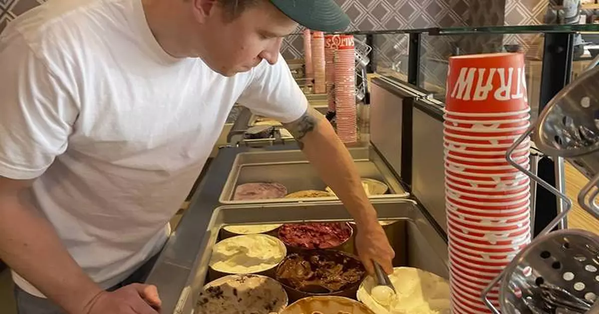 The innovative ice-cream makers at Salt &amp; Straw serve up secrets and recipes in a new cookbook