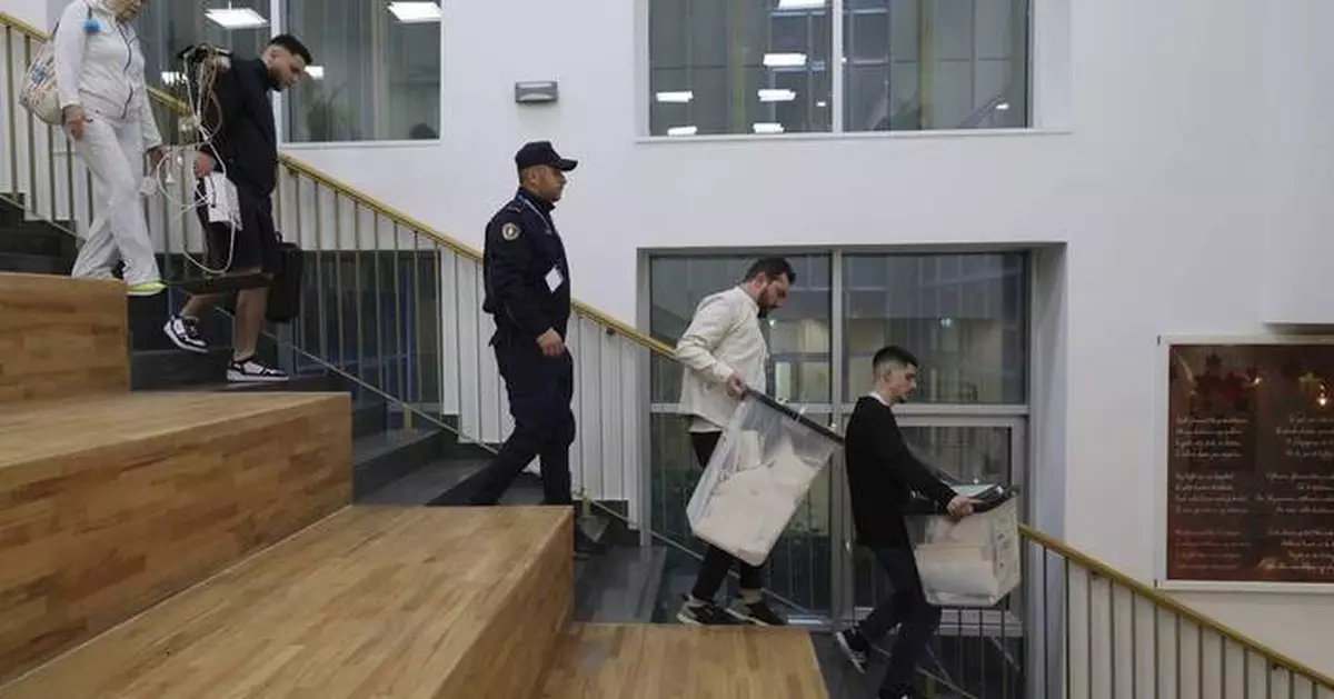 Albanian preliminary election results show Socialists in the lead