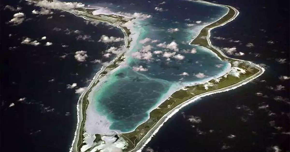 UK agrees to hand the Chagos Islands to Mauritius in a deal it says protects a key US base