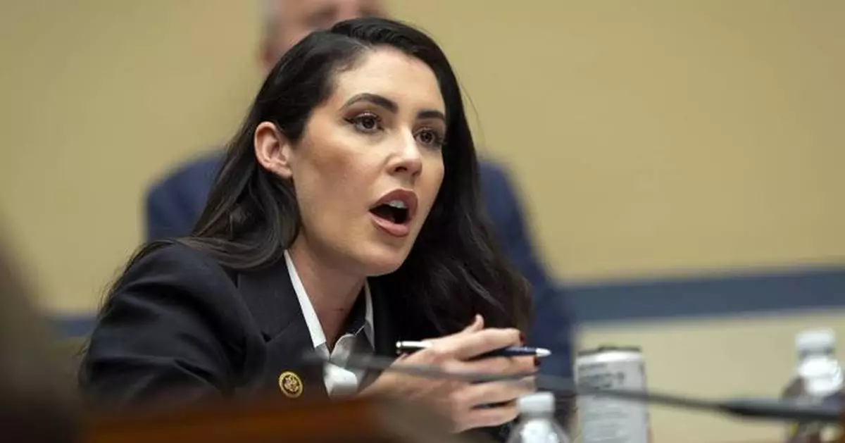 A former Florida Republican congressional candidate gets 3 years for threatening primary opponent