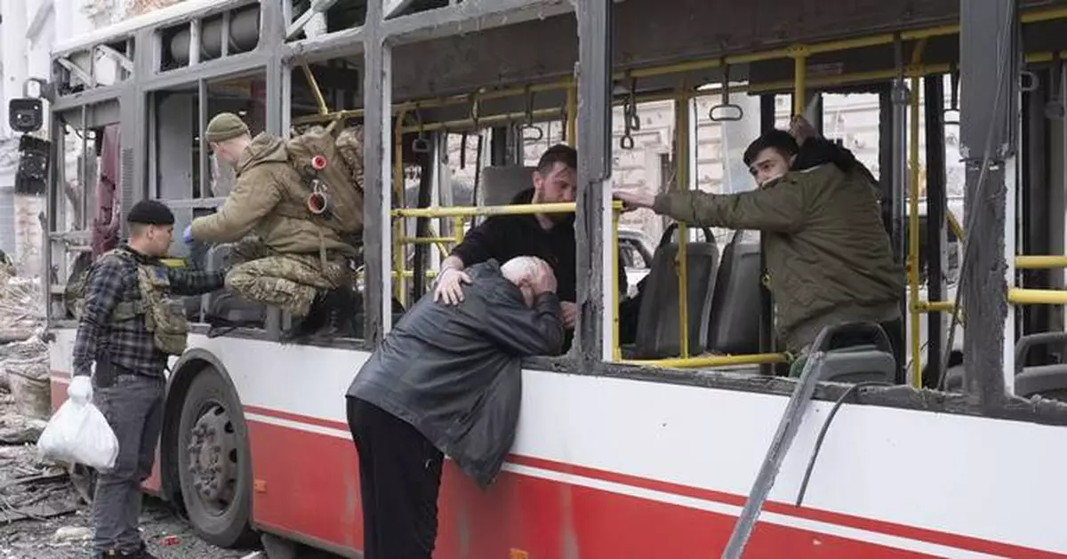 Long-range Russian attacks continue to kill Ukrainians amid ceasefire deadlock