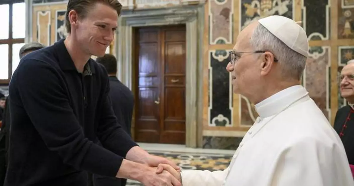Pope Leo XIV casts doubt on which soccer club he supports during audience with Italian champ Napoli