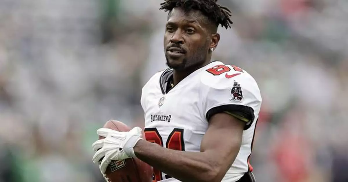 Antonio Brown detained after gunshots outside Adin Ross' boxing event