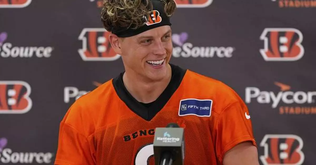 Bengals' Joe Burrow credits Peyton Manning for his involvement in Netflix's 'Quarterback' series