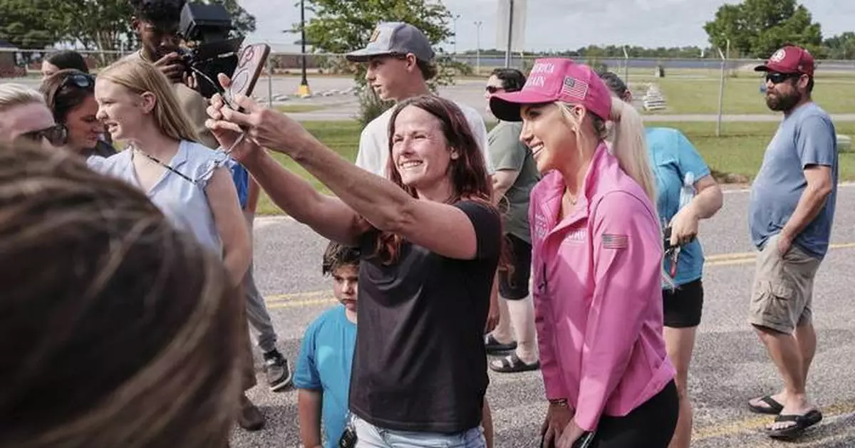 Trump issues series of pardons for politicians, a union leader and a rapper