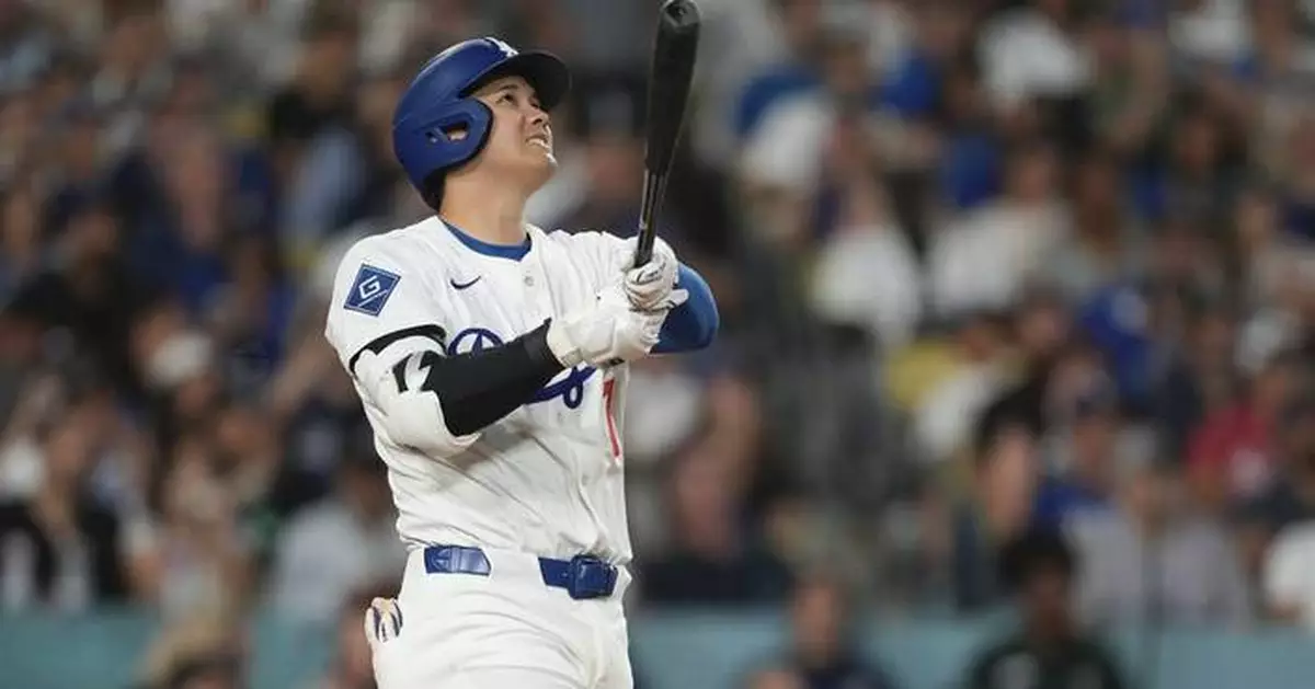 Ohtani outduels Judge with 2 homers and the Dodgers rally to beat the Yankees 8-5