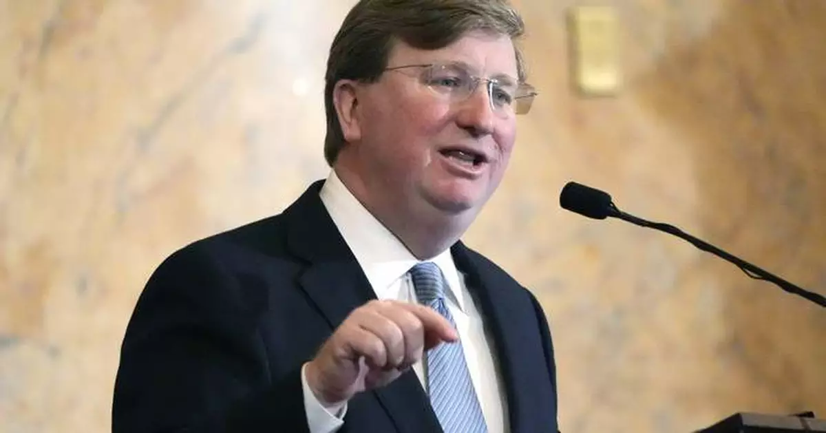 Mississippi governor calling lawmakers into special session to seek a budget deal