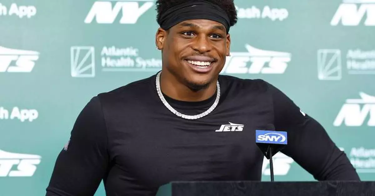 Jets tryout Giovanni Williams looks to join brothers Quinnen and Quincy to make some NFL history