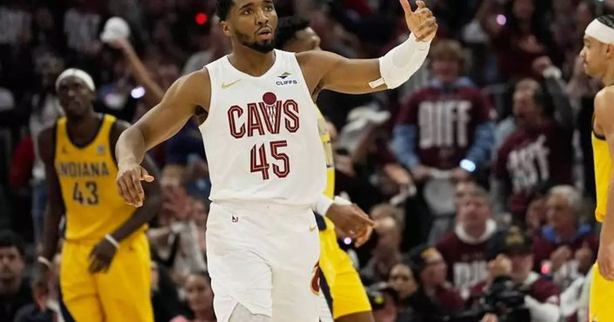 Cavs' Mitchell has 8th straight playoff opener with at least 30 points, breaking Jordan's record