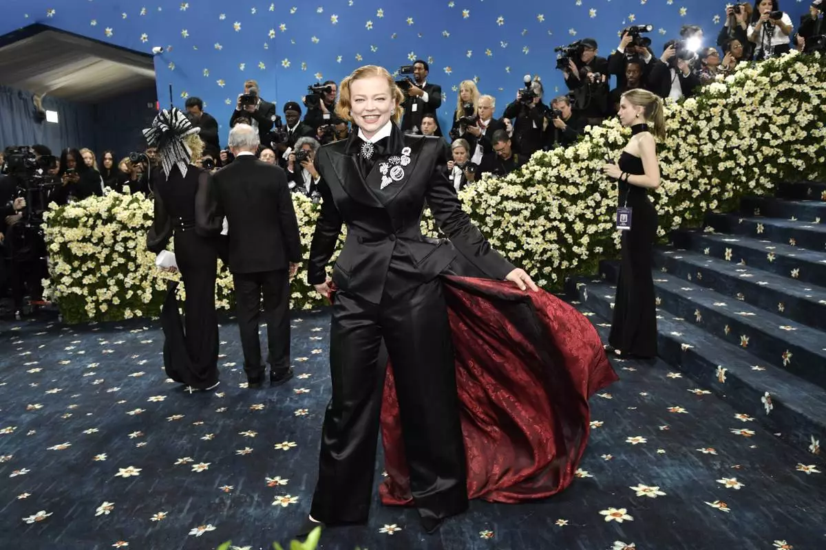 Sarah Snook attends The Metropolitan Museum of Art's Costume Institute benefit gala celebrating the opening of the "Superfine: Tailoring Black Style" exhibition on Monday, May 5, 2025, in New York. (Photo by Evan Agostini/Invision/AP)