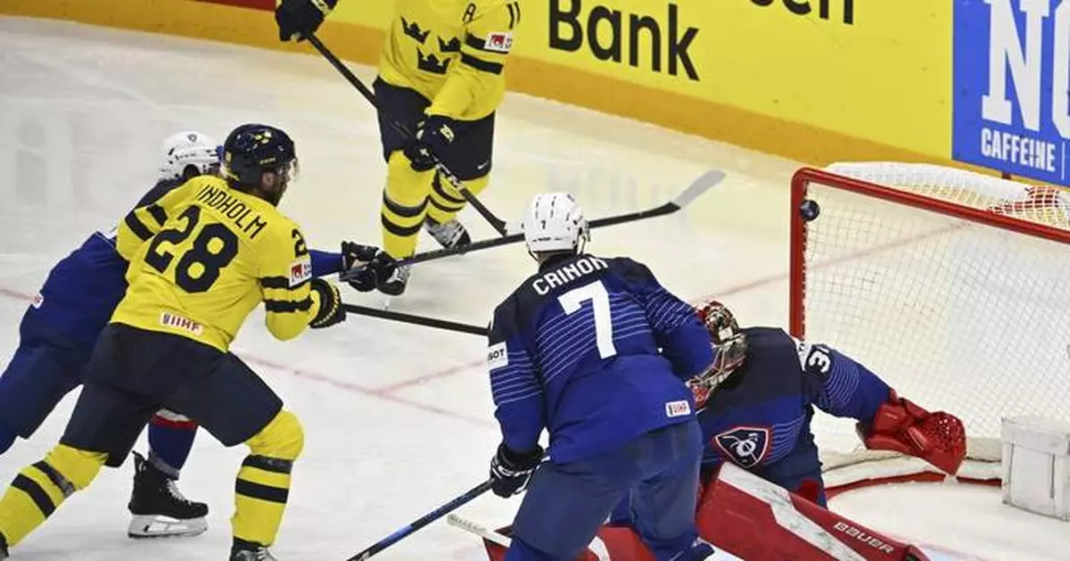 US overcomes Germany and Canada blanks Slovakia at ice hockey worlds