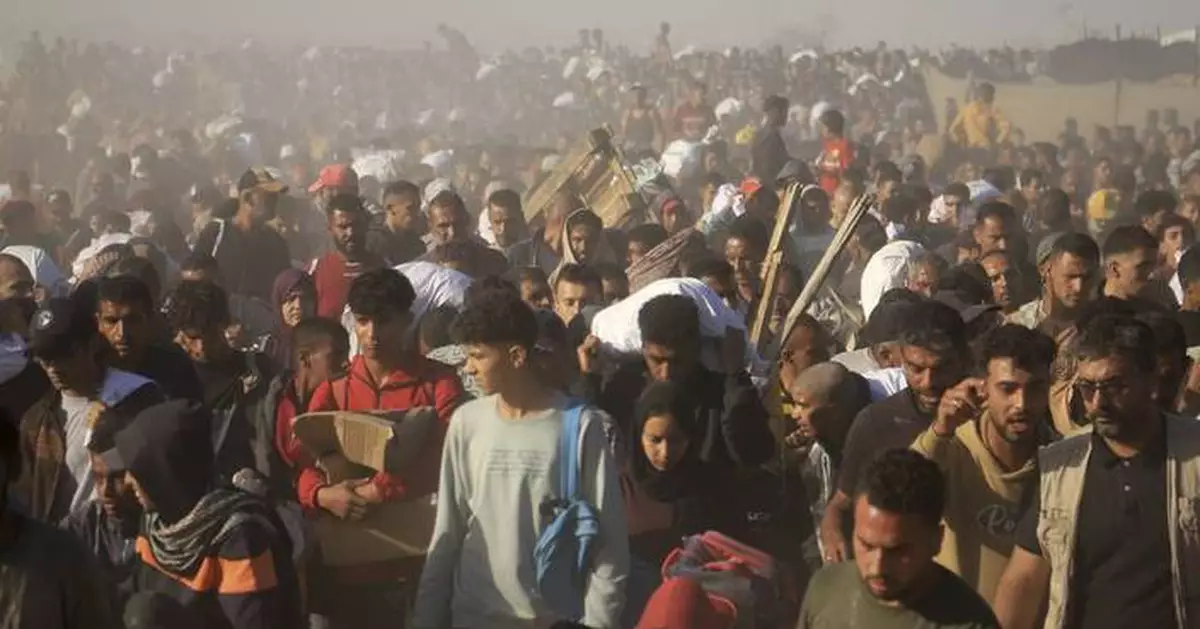 A Palestinian describes 15 minutes of terror trying to get food in the new Gaza distribution system