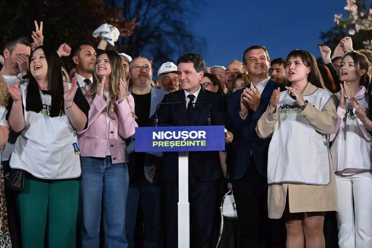 Hard-right candidate Simion secures decisive win in first round of  Romanias presidential redo