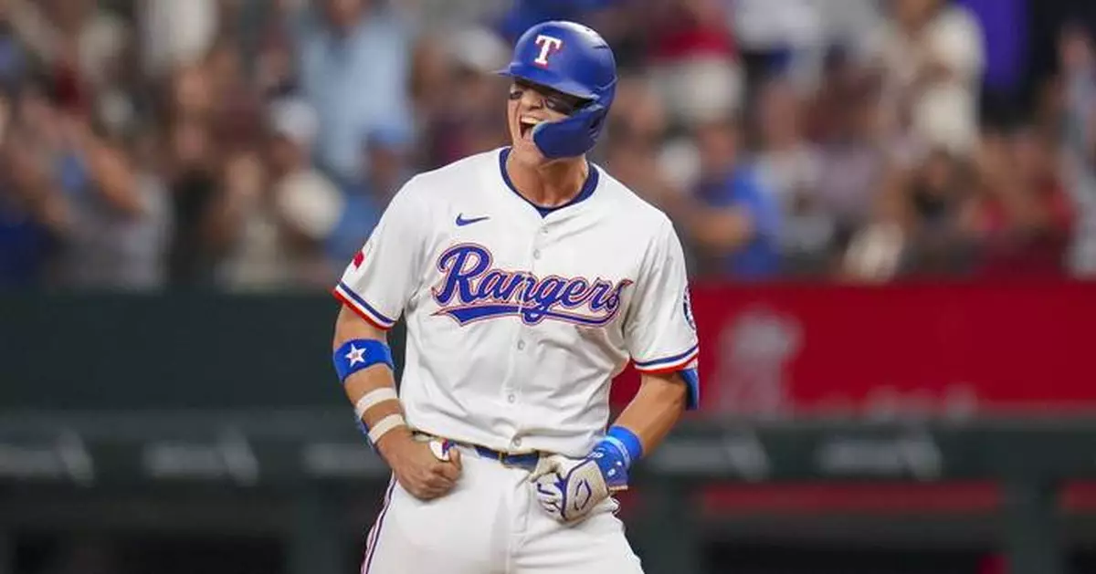 Jung's run-scoring single in the eighth helps Rangers beat Blue Jays 2-0
