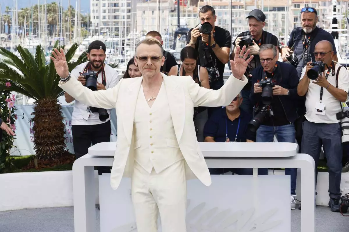 Simon Pegg poses for photographers during the photo call for the film 'Mission: Impossible – The Final Reckoning' at the 78th international film festival, Cannes, southern France, Wednesday, May 14, 2025. (Photo by Joel C Ryan/Invision/AP)