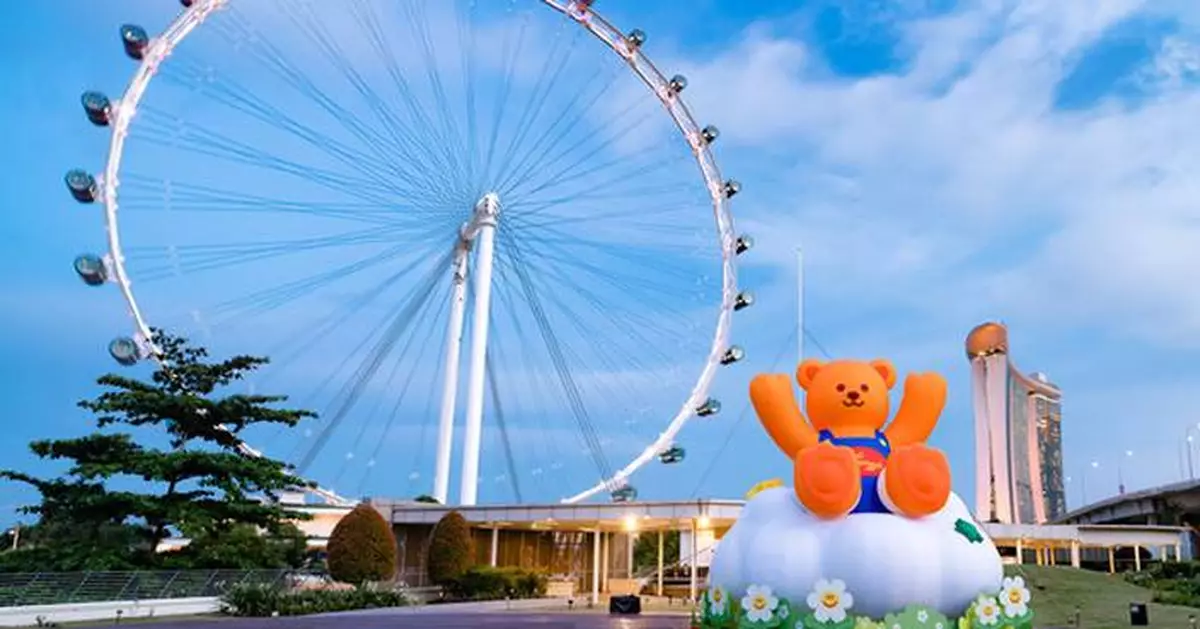 Wiggle Wiggle in the Sky – World's First Wiggle Wiggle-Themed Observation Wheel Experience Lands at the Singapore Flyer