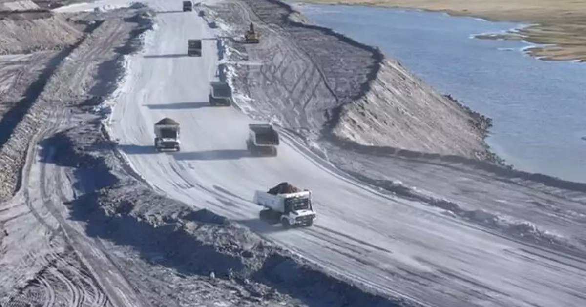 World's First! 100 Autonomous, All-Electric Mining Trucks Officially Begin Operations at Huaneng Yimin Mine