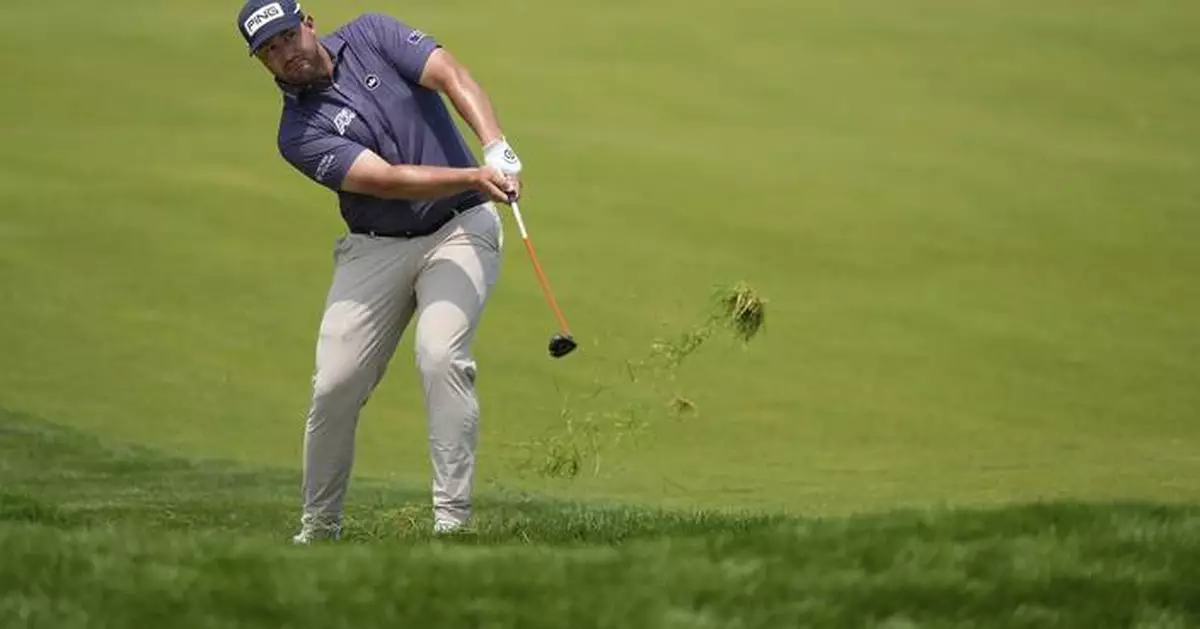 US Open players get that sinking feeling, straight down into the rough at brutal Oakmont
