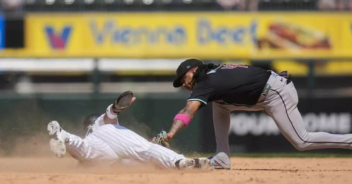 Lenyn Sosa homers twice to lead White Sox past Diamondbacks