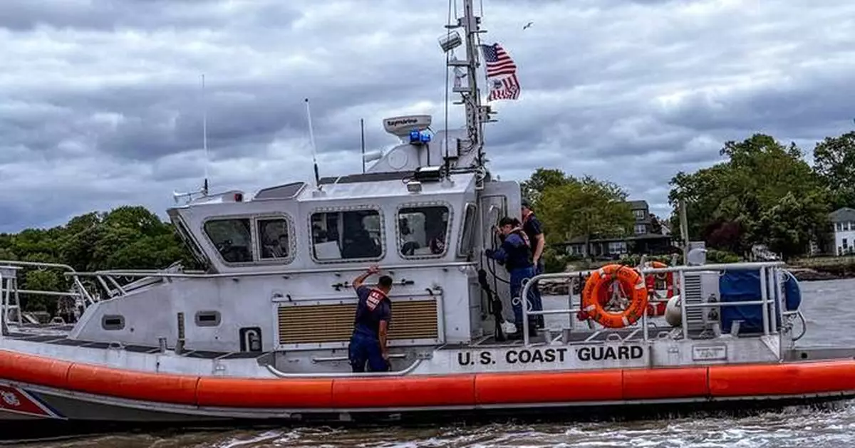 Pilot lands small plane in Long Island Sound, calls 911 to report location before rescue
