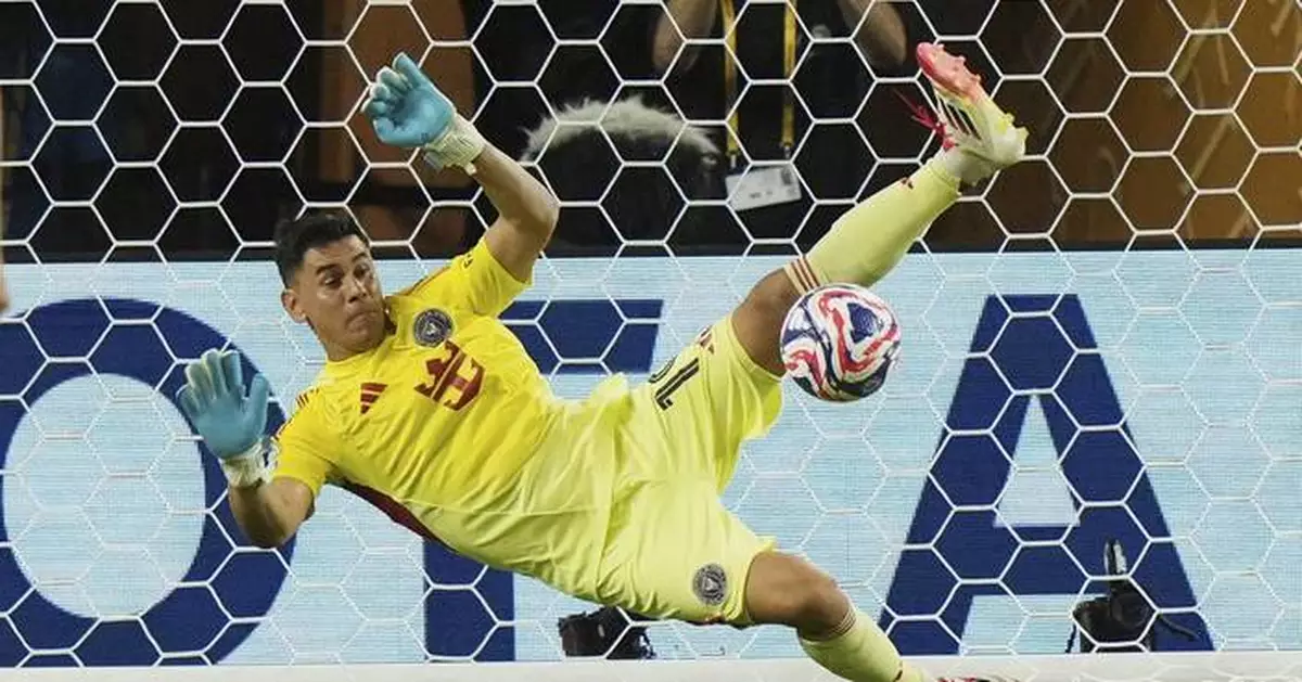 An Argentine named Ustari, not Messi, shines for Inter Miami and earns MVP in first CWC game