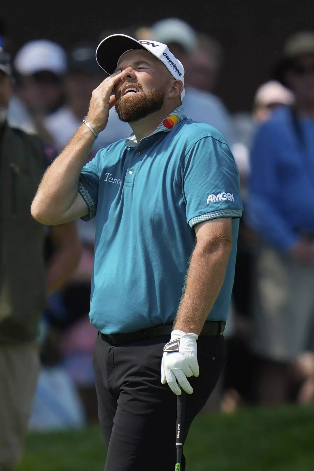 Shane Lowry, of Ireland, reacts to his shot on the second hole during the first round of the U.S. Open golf tournament at Oakmont Country Club Thursday, June 12, 2025, in Oakmont, Pa. (AP Photo/Seth Wenig)