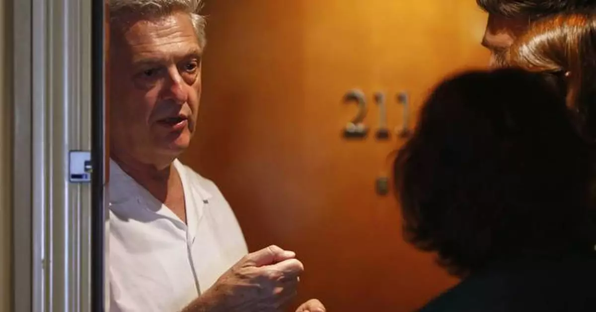 Displaced Syrians who have returned home face a fragile future, says UN refugees chief