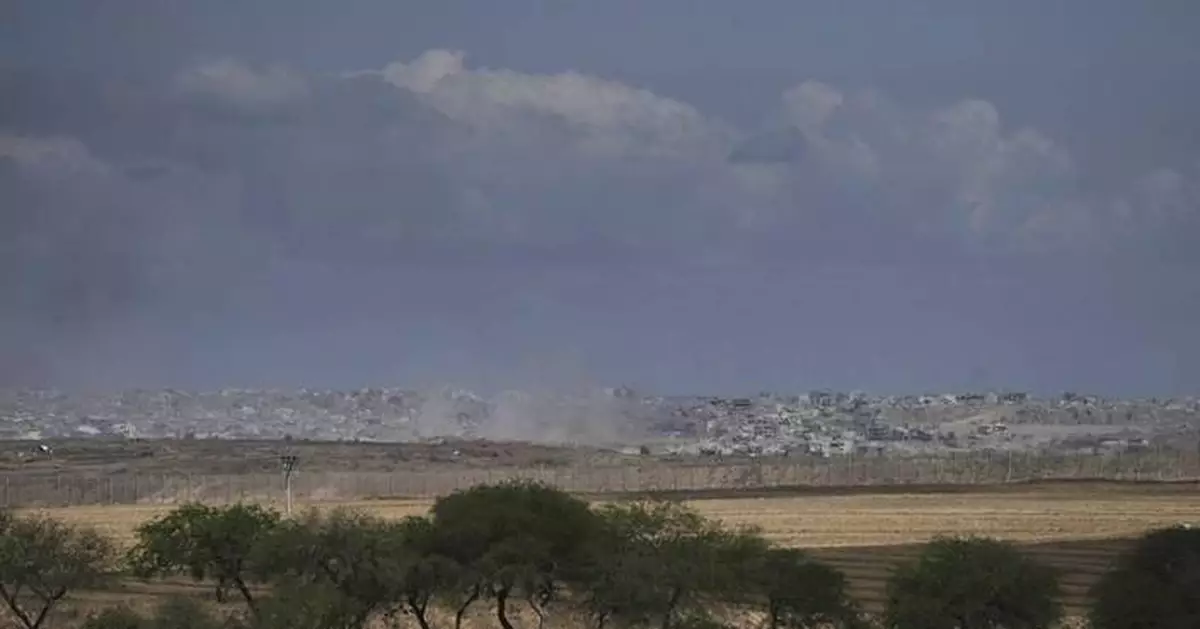 Gaza officials say Israeli forces killed 27 heading to aid site. Israel says it fired near suspects