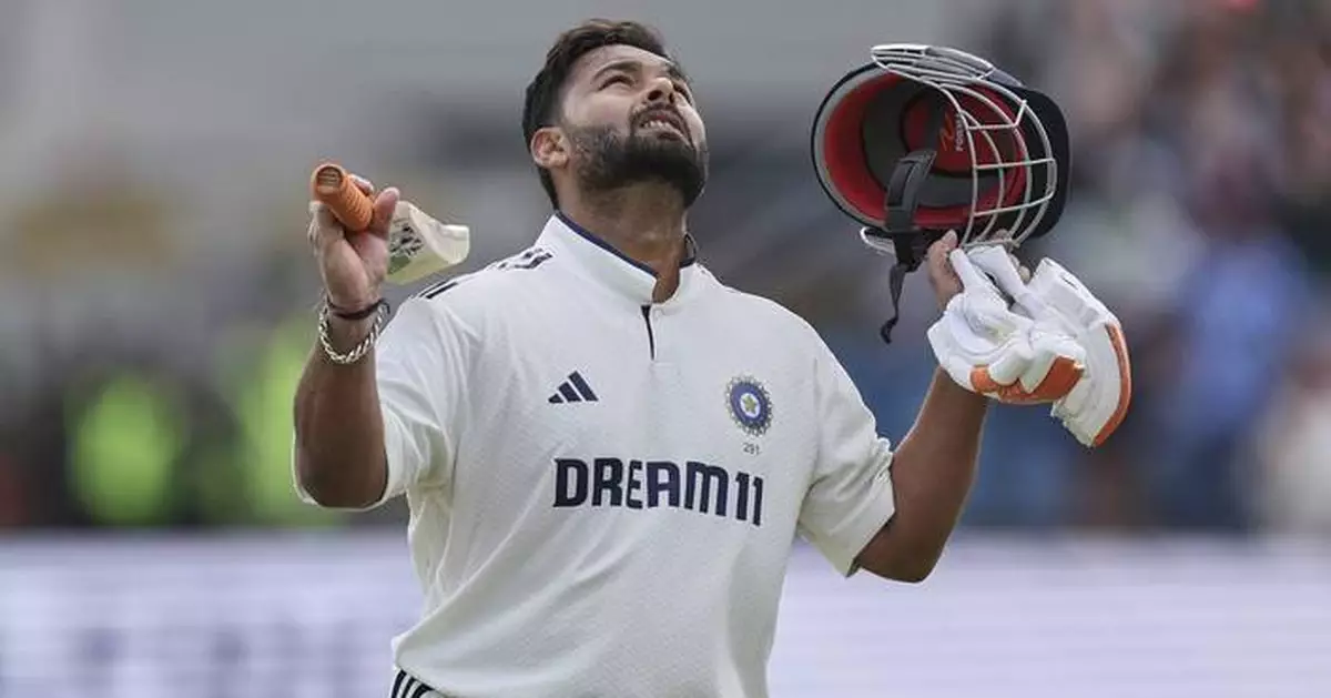 Rahul and Pant centuries set England 371 target in Headingley test